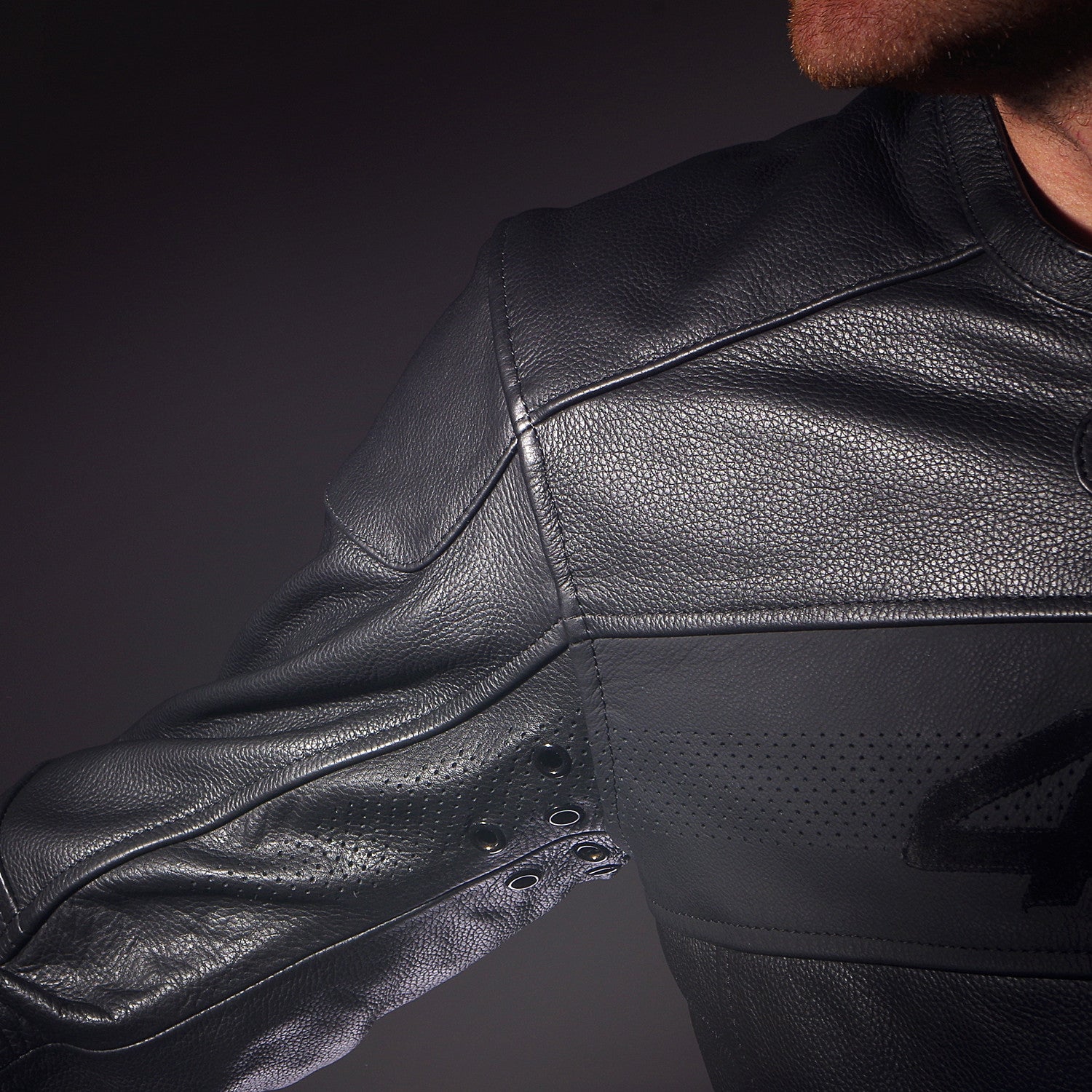 Kožená bunda na motorku 4SR Hooligan Black Velvet – detail
