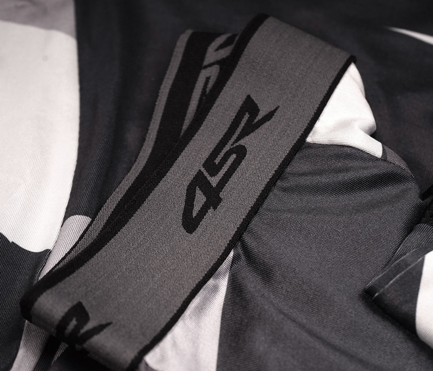 Funkční kalhoty na motorku 4SR Six-Pack Camo – detail