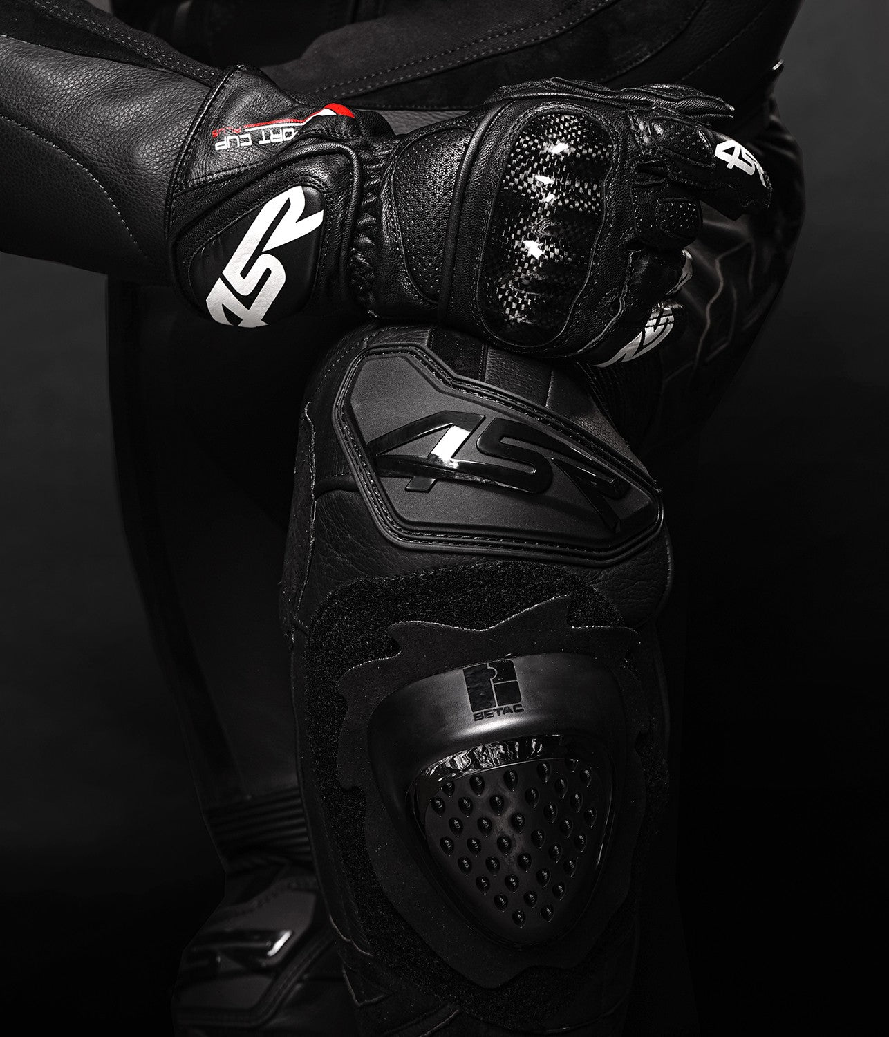 Dámská závodní kombinéza na motorku 4SR RR Lady Black Series – detail