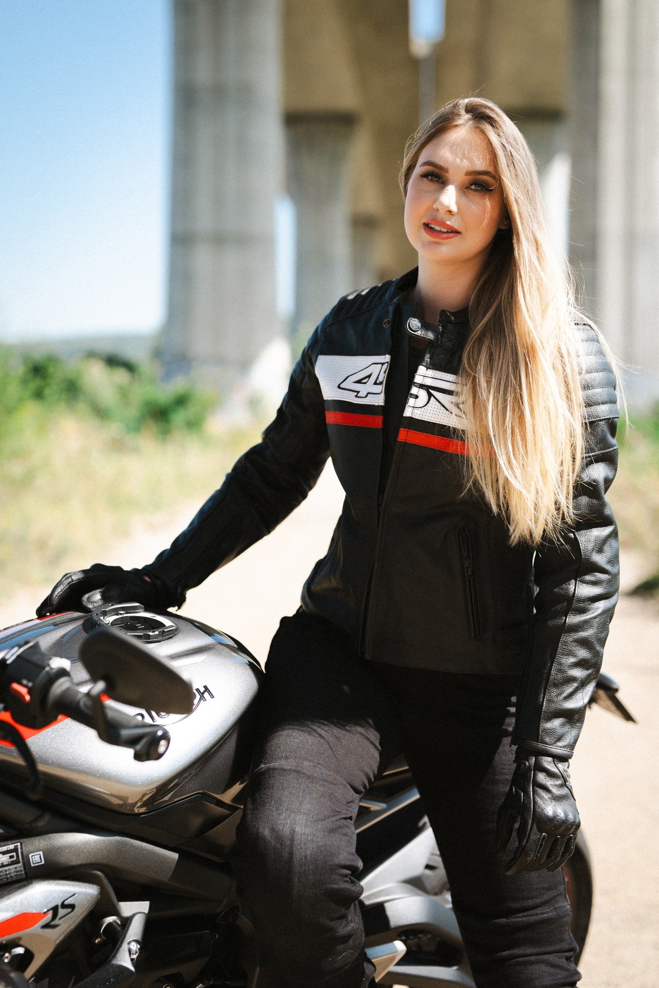 Dámská kožená bunda na motorku 4SR Roadster Lady III Red – detail