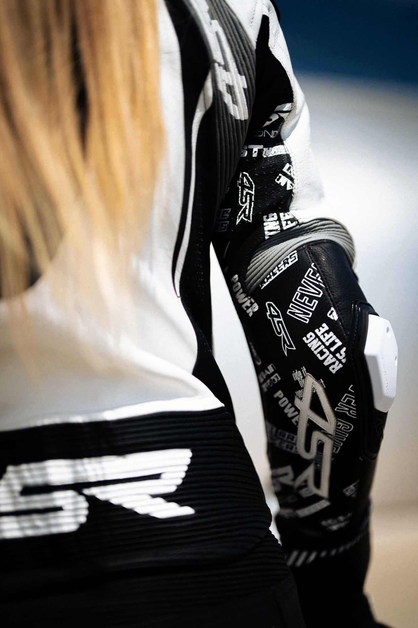 Dámská závodní kombinéza na motorku 4SR RR Lady Power AR – detail