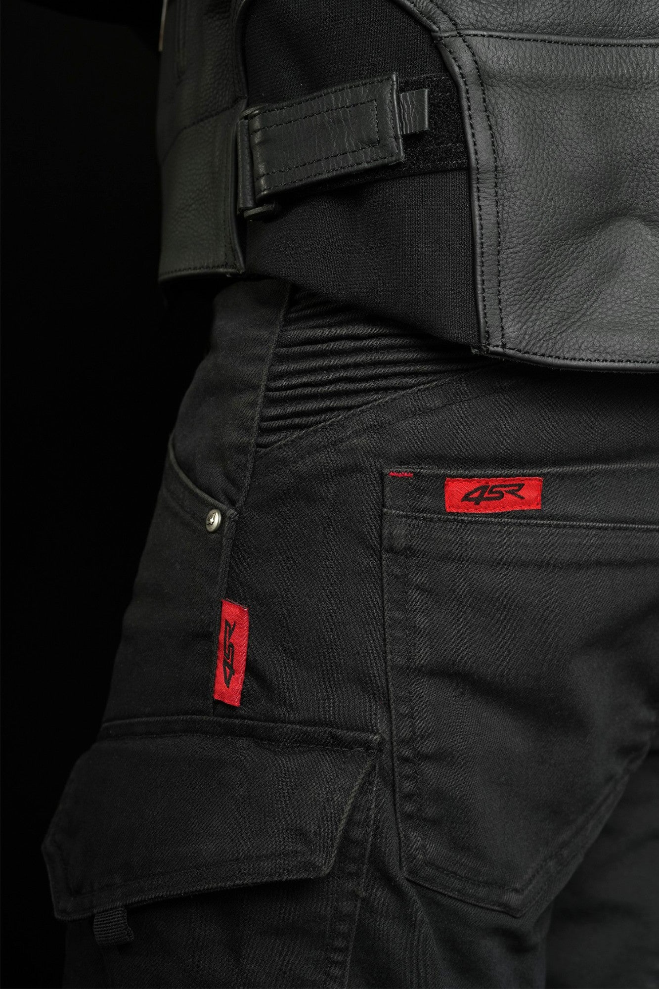 Kalhoty na motorku 4SR Tourismo Black – detail