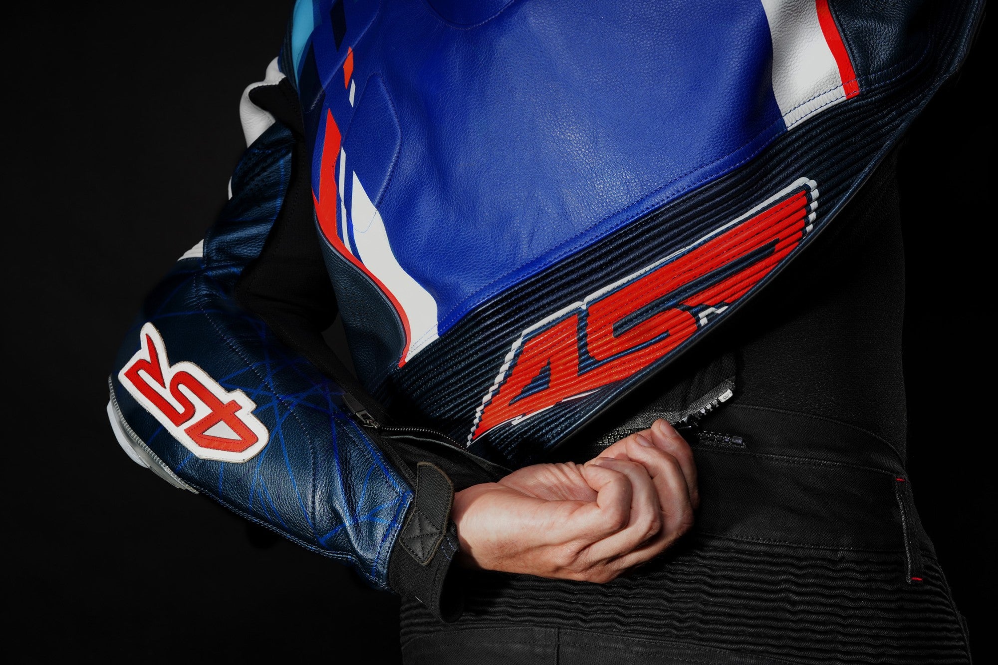 Závodní kombinéza na motorku 4SR RR Blue AR – celkový pohled
