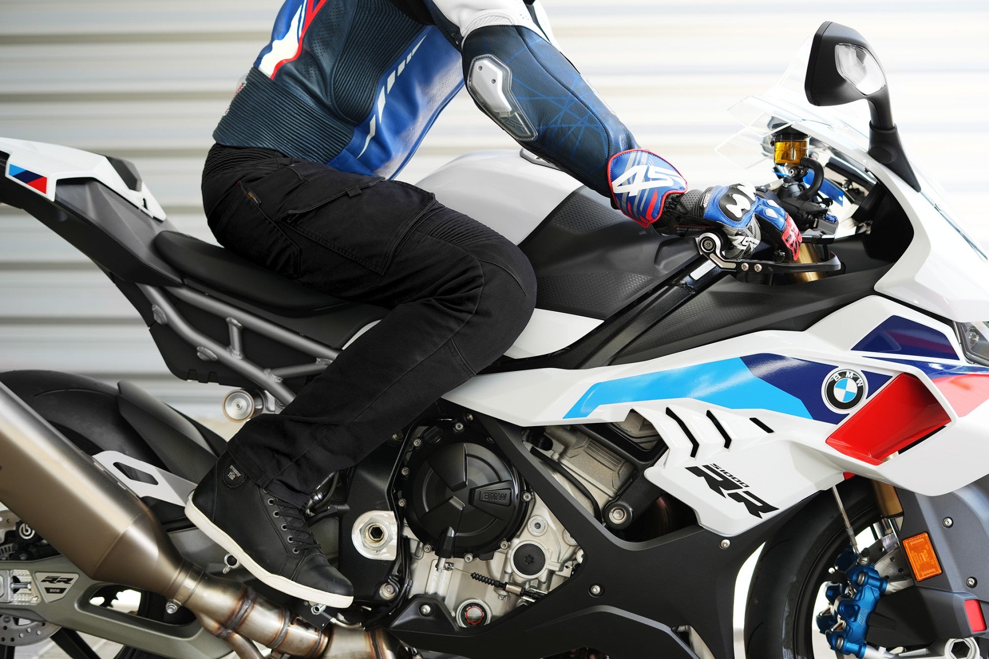 Závodní kombinéza na motorku 4SR RR Blue AR – detail
