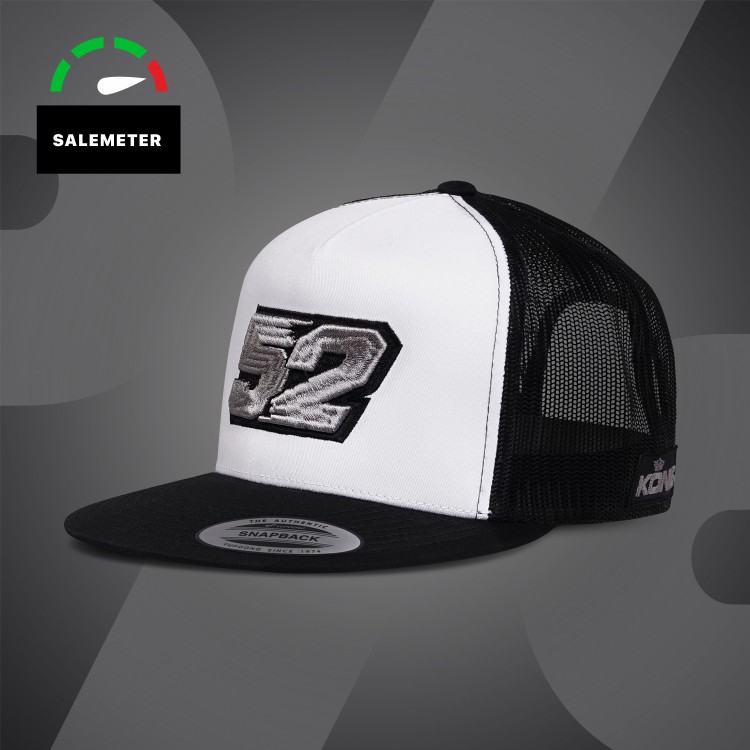 Oliver König 52 White cap