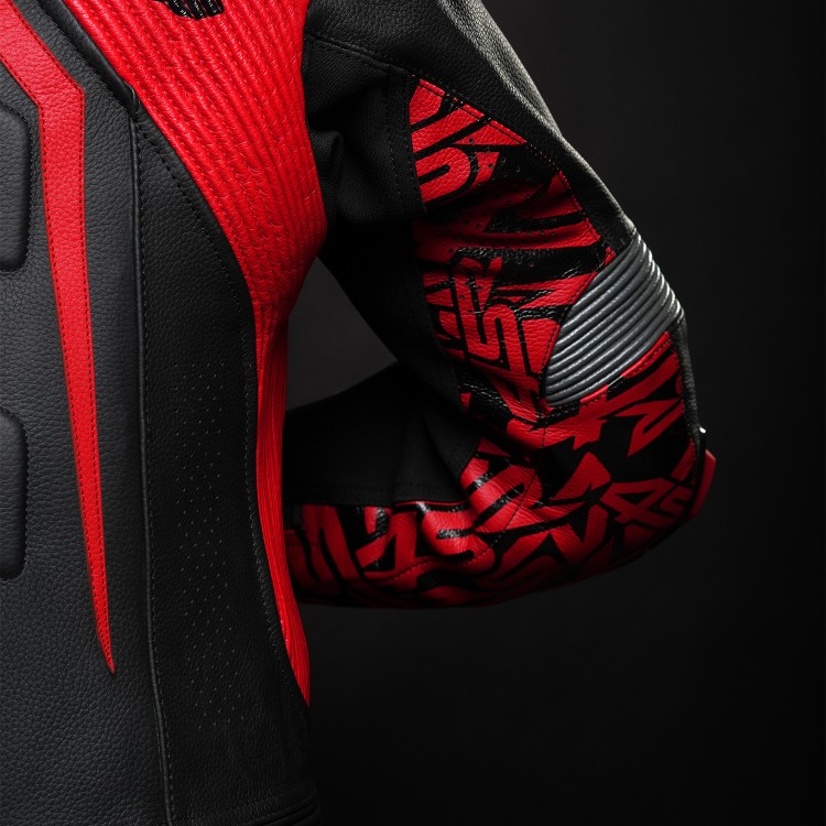 4SR leathersuit RR Diablo II AR