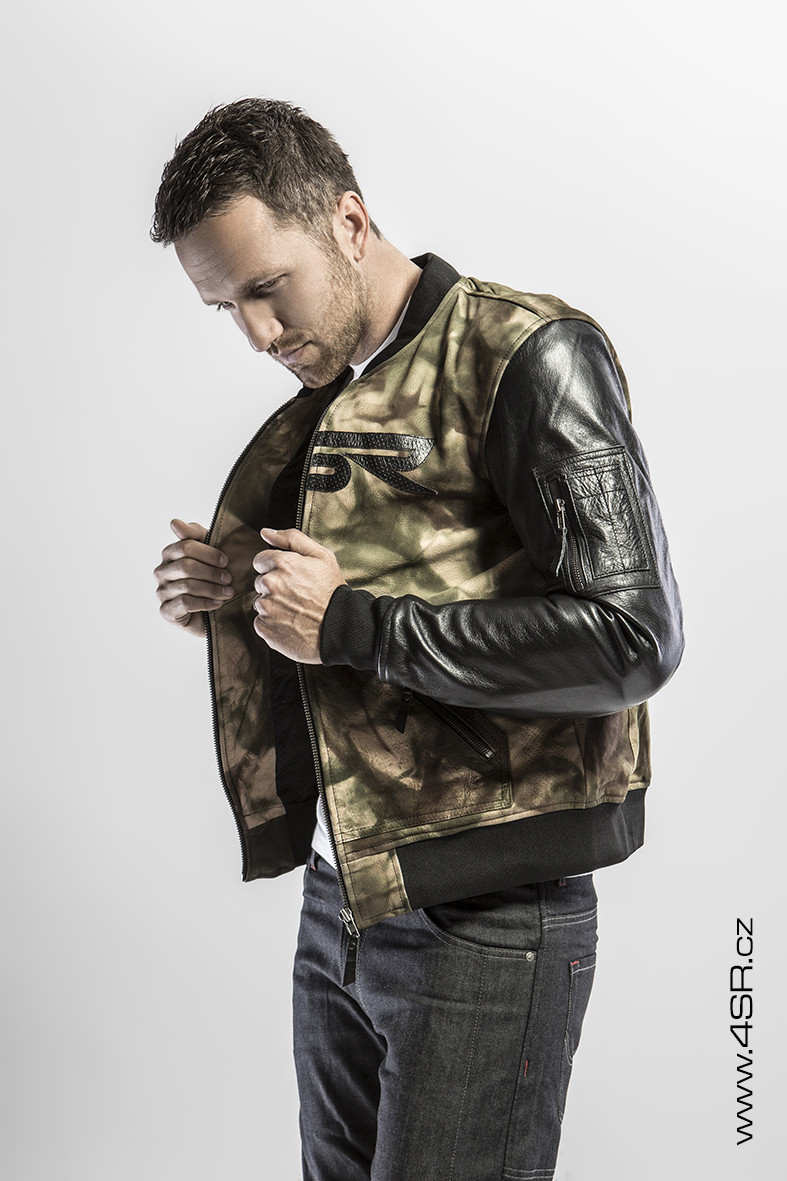 men camo jacket