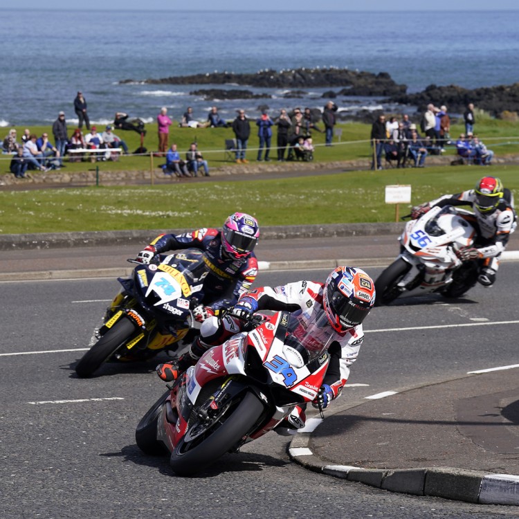 Alastair Seeley #34 in 4SR leathers, North West 200, 2023 3