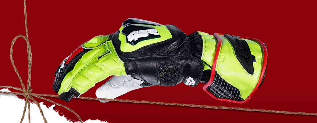 NEW IN - Stingray Race Spec Gloves