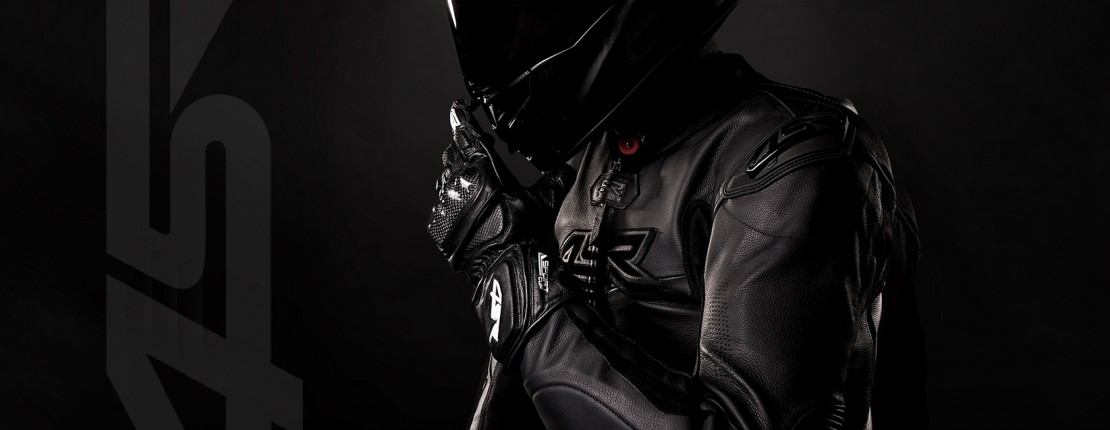 4SR two-piece suit RR Evo III Black Series